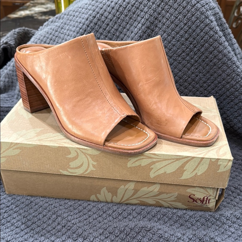 Sofft Tan Leather Mules with Square-Toe and Chunky Heel